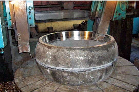 Gia công vỏ con lăn nguyên khối